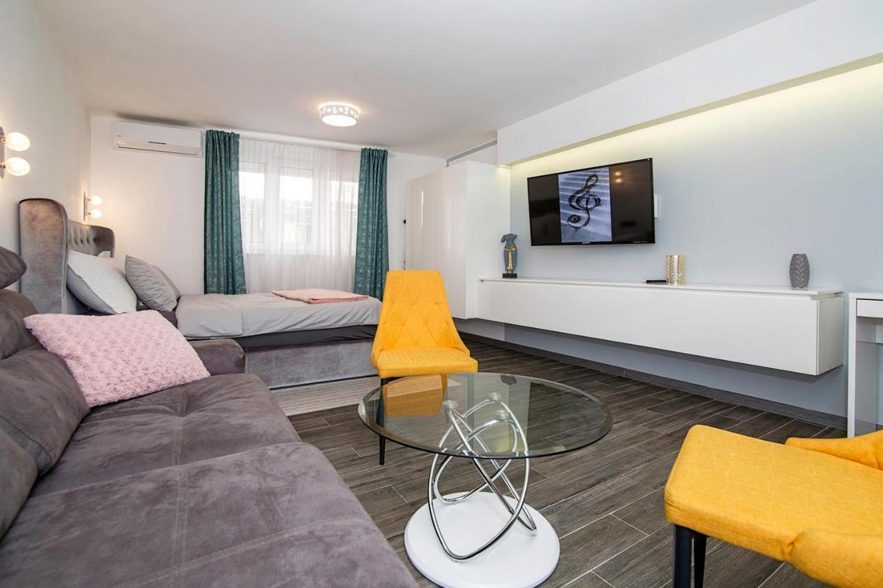 City Center Apartment Белград Экстерьер фото